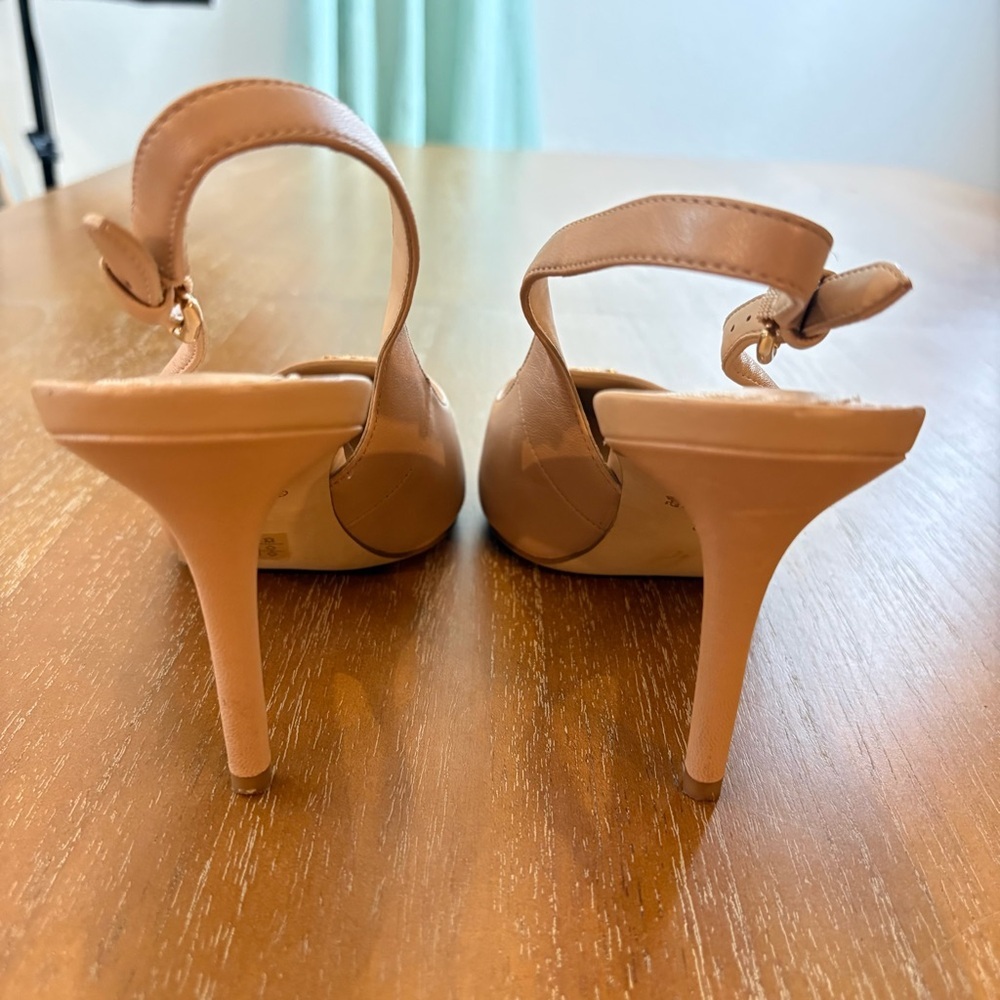 Coach ALLIE Beige Nude Leather Slingback Pump Stiletto Logo On Toe Luxury - Picture 13 of 14
